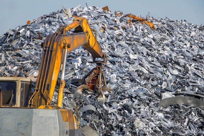 4 Benefits of Recycling Your Scrap Metal