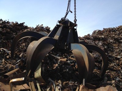 How Scrap Yards Turn Old Metal Into New Products